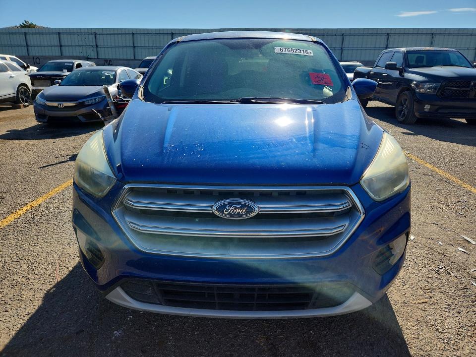 Photo 5 from auction – 2017 FORD ESCAPE with VIN 1FMCU0GD8HUD11427