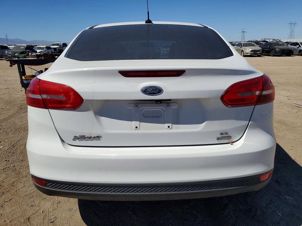 Zdjęcie 6 z aukcji – 2018 FORD FOCUS z VIN 1FADP3FE3JL304284