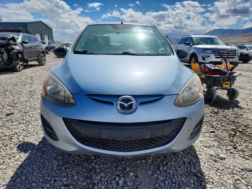 Снимка 5 от търг – 2013 MAZDA MAZDA 2 с VIN JM1DE1KY1D0154816