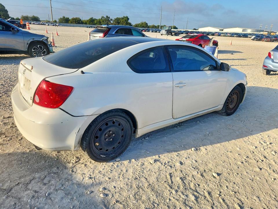 Photo 3 from auction – 2007 SCION TC with VIN JTKDE177470151535