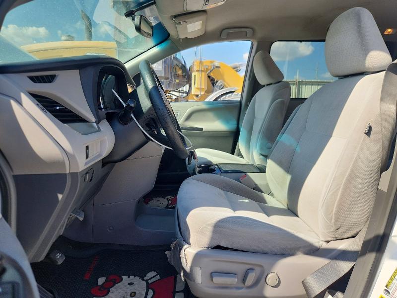 Photo 7 from auction – 2015 TOYOTA SIENNA with VIN 5TDKK3DC2FS581595