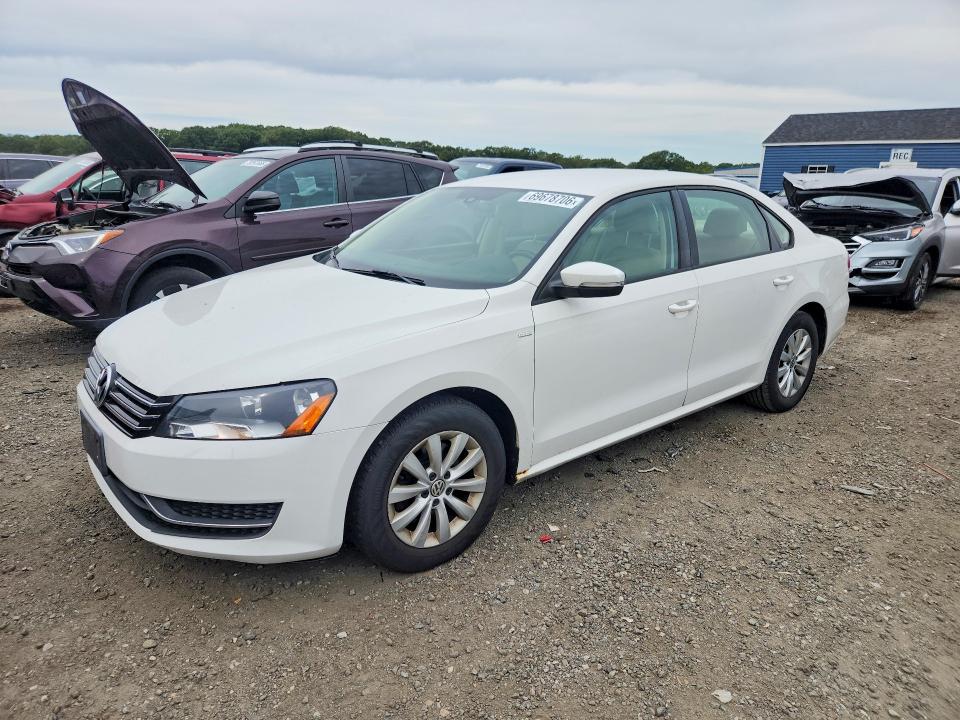 VOLKSWAGEN PASSAT 2014 with VIN 1VWAP7A30EC017515 - Photo from auction
