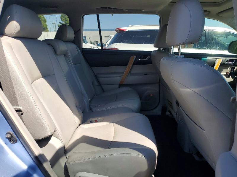 Photo 11 from auction – 2008 TOYOTA HIGHLANDER with VIN JTEEW44A182017206