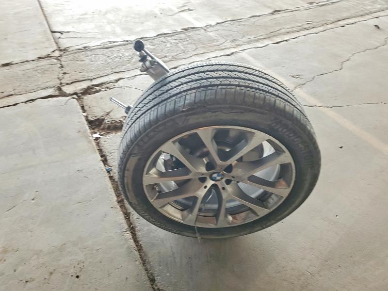 Photo 12 from auction – 2021 BMW X5 with VIN 5UXCR4C06M9F02651
