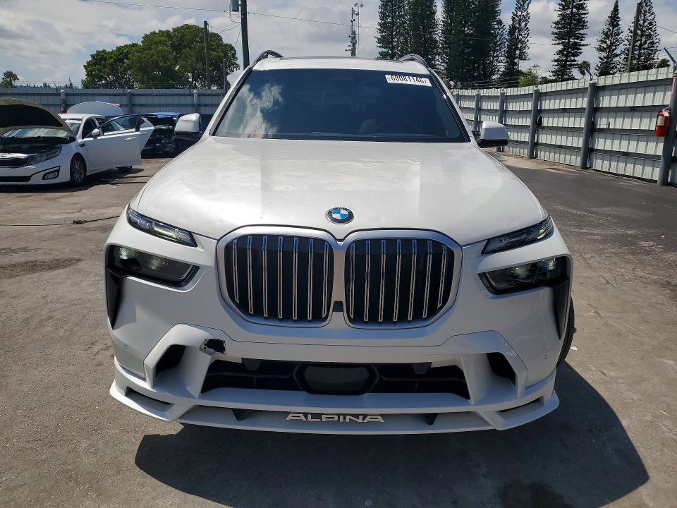صورة رقم 5 من المزاد - 2025 BMW X7 مع VIN 5UX43EM08S9W69548