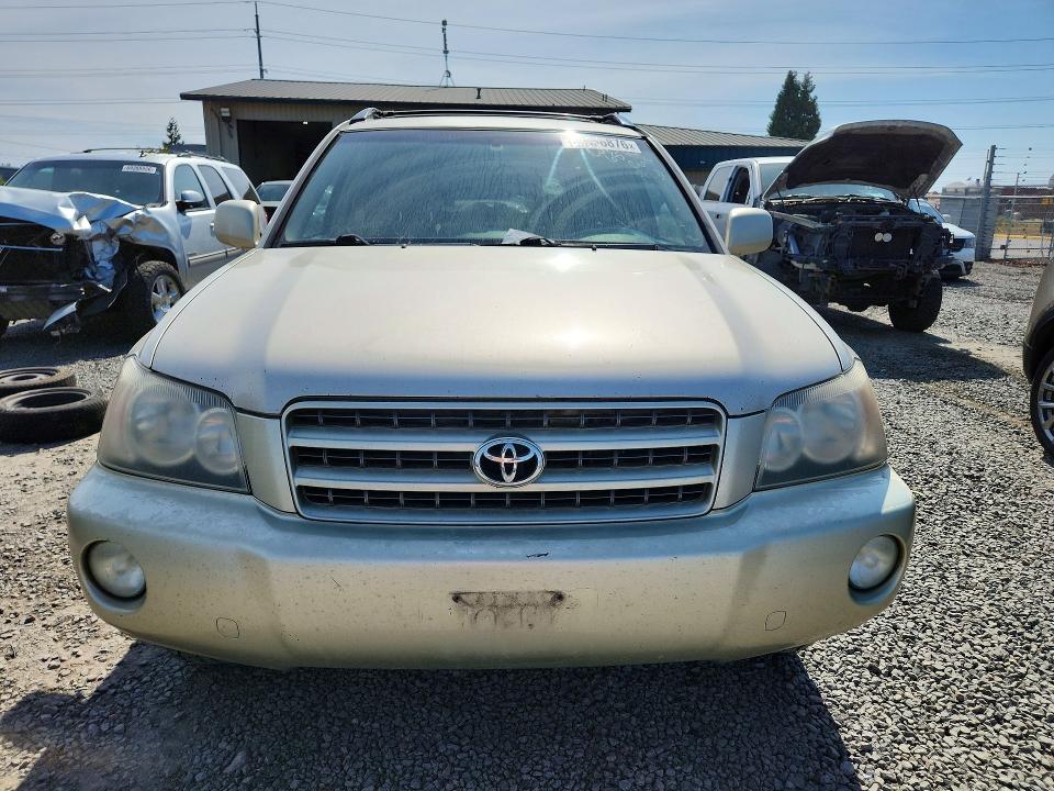 Photo 5 from auction – 2002 TOYOTA HIGHLANDER with VIN JTEHF21A620071237