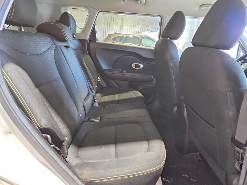 Photo 11 from auction – 2015 KIA SOUL with VIN KNDJP3A55F7181933