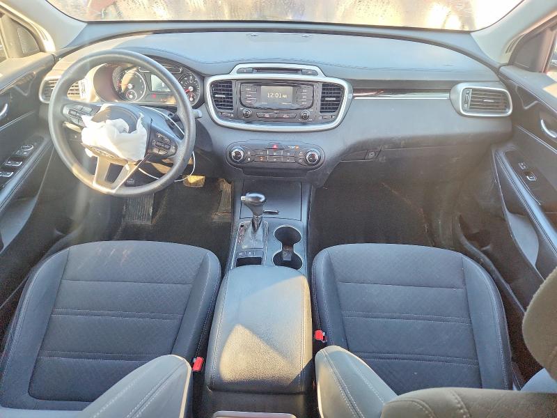 Photo 8 from auction – 2017 KIA SORENTO with VIN 5XYPGDA5XHG313686