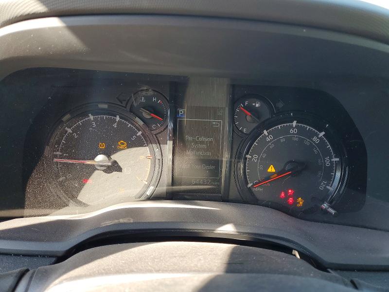 Photo 9 from auction – 2024 TOYOTA 4RUNNER with VIN JTEEU5JR3R5311373