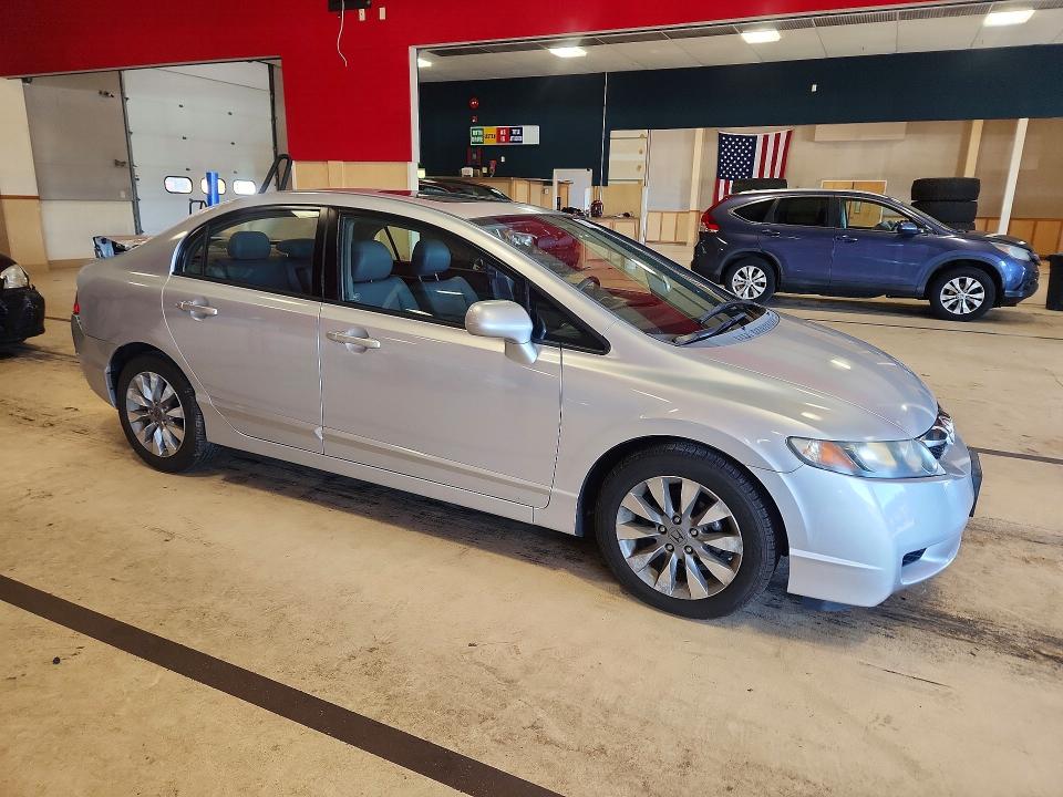 Photo 4 from auction – 2010 HONDA CIVIC with VIN 2HGFA1F95AH308766