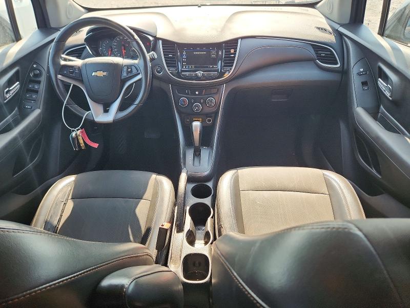 Photo 8 from auction – 2018 CHEVROLET TRAX with VIN 3GNCJLSBXJL154740