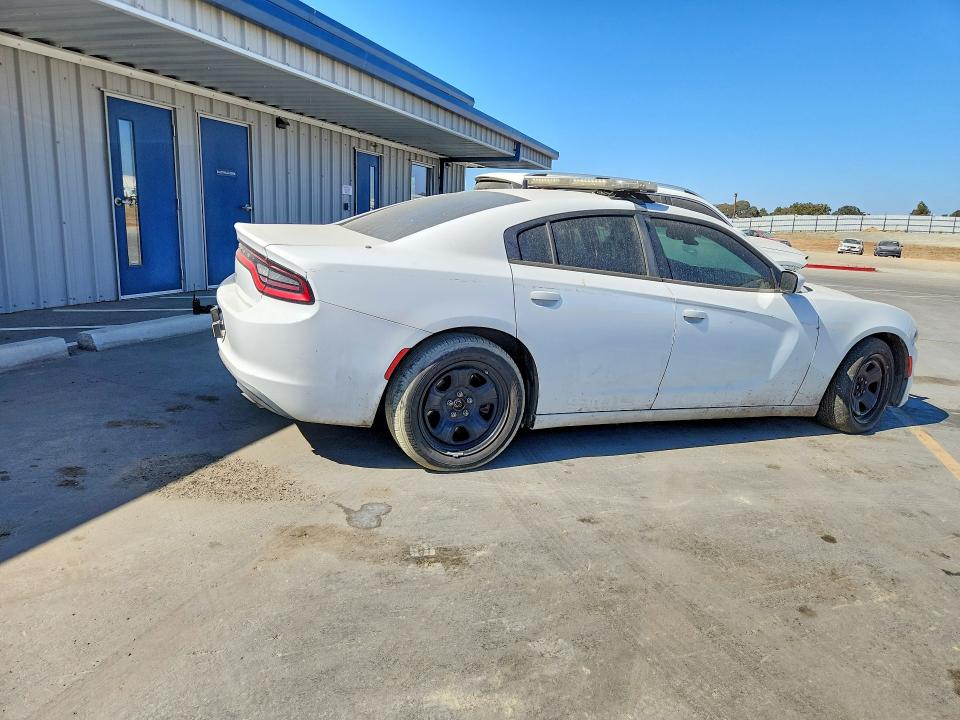 Foto 3 de la subasta – 2016 DODGE CHARGER con VIN 2C3CDXAT0GH134195