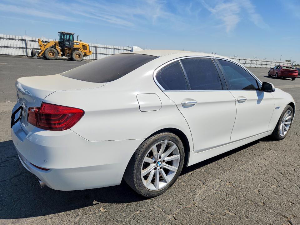 Photo 3 from auction – 2014 BMW 535 with VIN WBA5B1C59ED477312