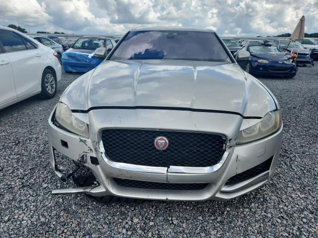 صورة رقم 5 من المزاد - 2016 JAGUAR XF مع VIN SAJBJ4BV6GCY17652