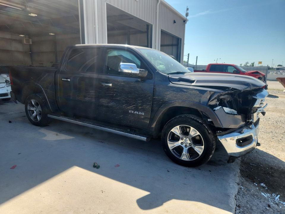 Foto 4 de la subasta – 2021 RAM 1500 con VIN 1C6SRFJT8MN786320