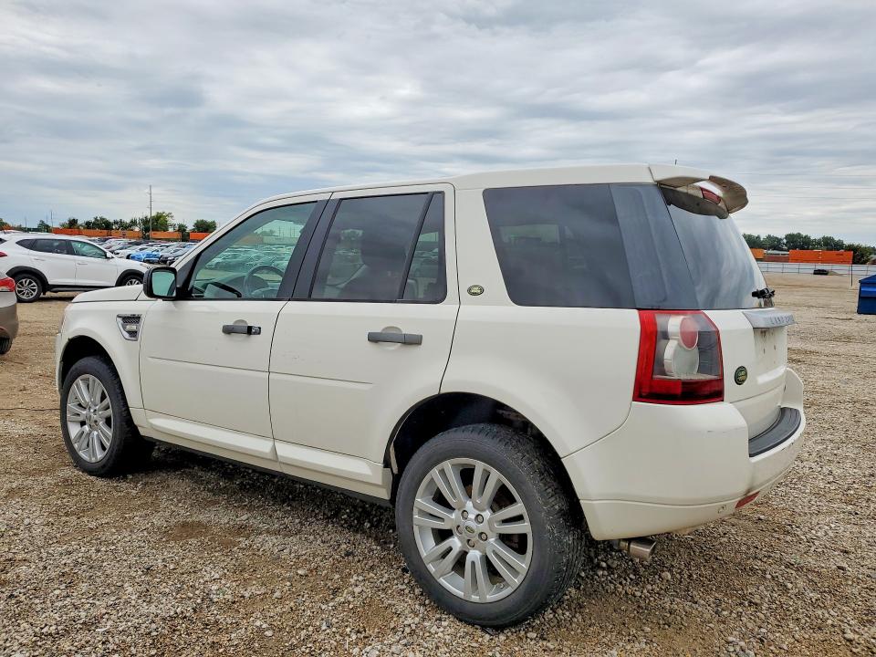 Photo 2 from auction – 2010 LAND ROVER LR2 with VIN SALFR2BN4AH172144