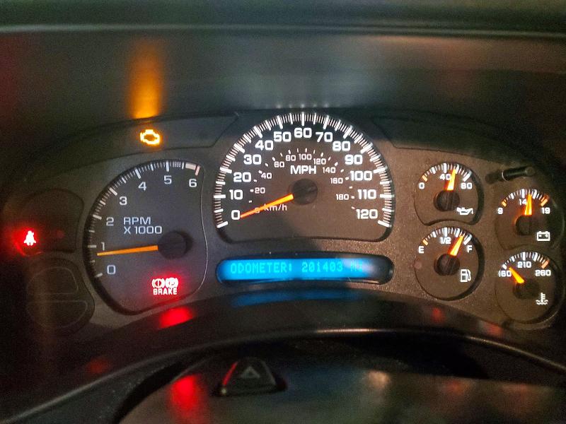 Снимка 9 от търг – 2005 CHEVROLET SILVERADO с VIN 1GCEC14X05Z249041