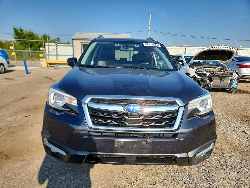 Photo 5 from auction – 2017 SUBARU FORESTER with VIN JF2SJAWC1HH588633