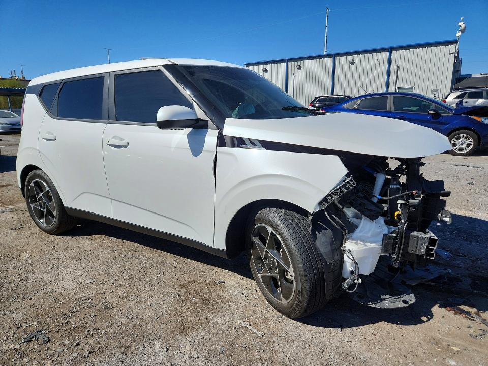 Снимка 4 от търг – 2024 KIA SOUL с VIN KNDJ33AU8R7238150