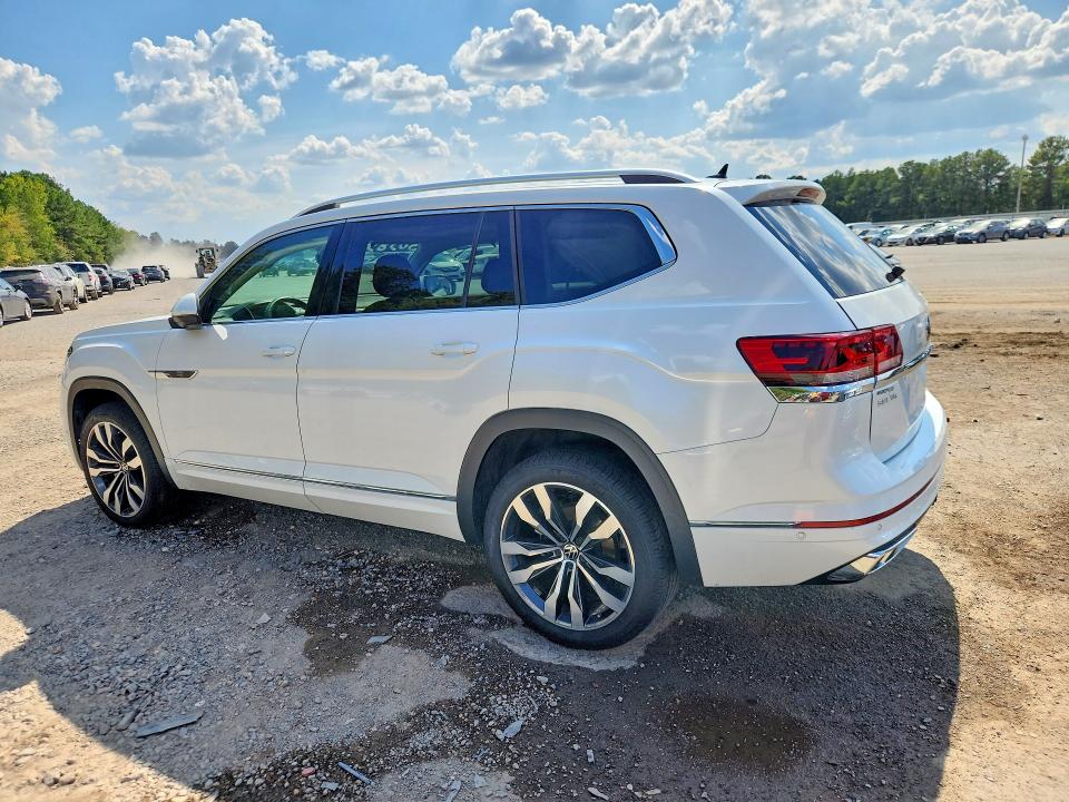 Photo 2 from auction – 2023 VOLKSWAGEN ATLAS with VIN 1V2FR2CA3PC520331