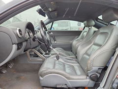 Zdjęcie 7 z aukcji – 2002 AUDI TT z VIN TRUWT28N421036922
