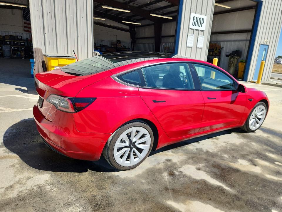 Фото 3 с аукциона – 2022 TESLA MODEL 3 с VIN 5YJ3E1EB7NF305194