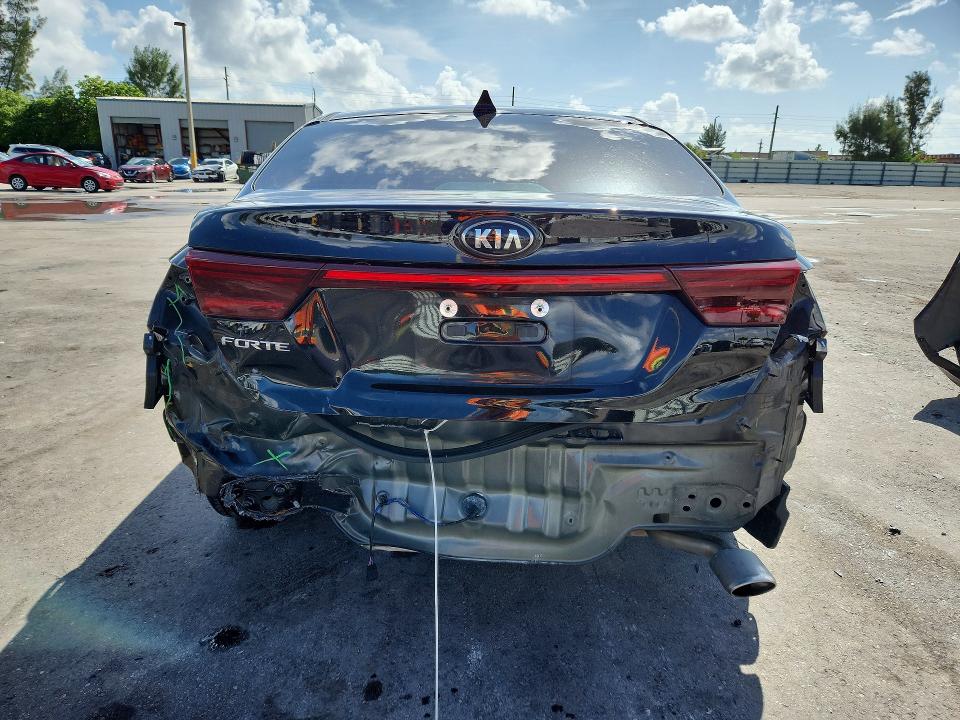 Photo 6 from auction – 2021 KIA FORTE with VIN 3KPF24AD8ME337039