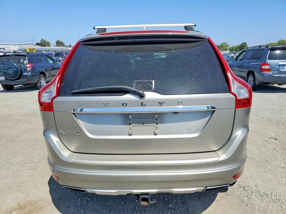Zdjęcie 6 z aukcji – 2014 VOLVO XC60 z VIN YV4940DL2E2513632