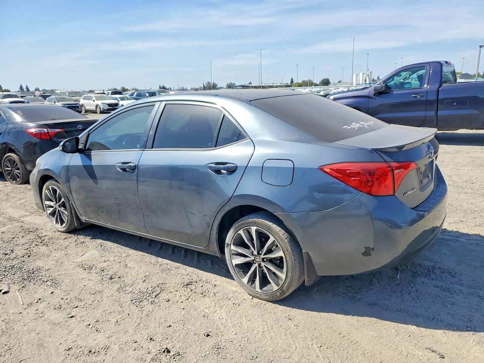 Снимка 2 от търг – 2018 TOYOTA COROLLA с VIN 2T1BURHE1JC984784