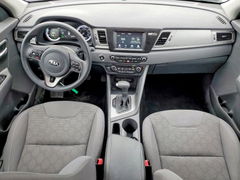 Photo 8 from auction – 2019 KIA NIRO with VIN KNDCB3LC7K5263204