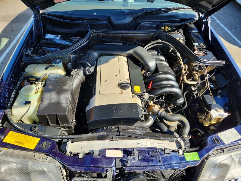 Photo 11 from auction – 1995 MERCEDES-BENZ E with VIN WDBEA66E5SC199409