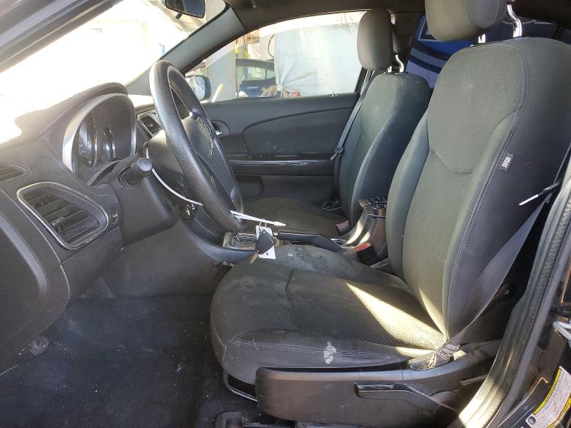 Foto 7 de la subasta – 2012 CHRYSLER 200 con VIN 1C3CCBAB3CN129877