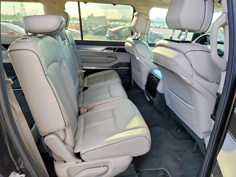 Снимка 11 от търг – 2023 JEEP GRAND WAGONEER с VIN 1C4SJVFP4PS503651
