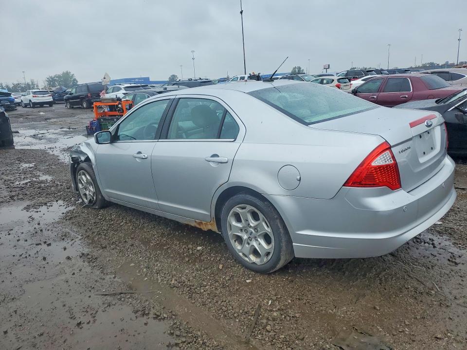Photo 2 from auction – 2011 FORD FUSION with VIN 3FAHP0HA3BR323446