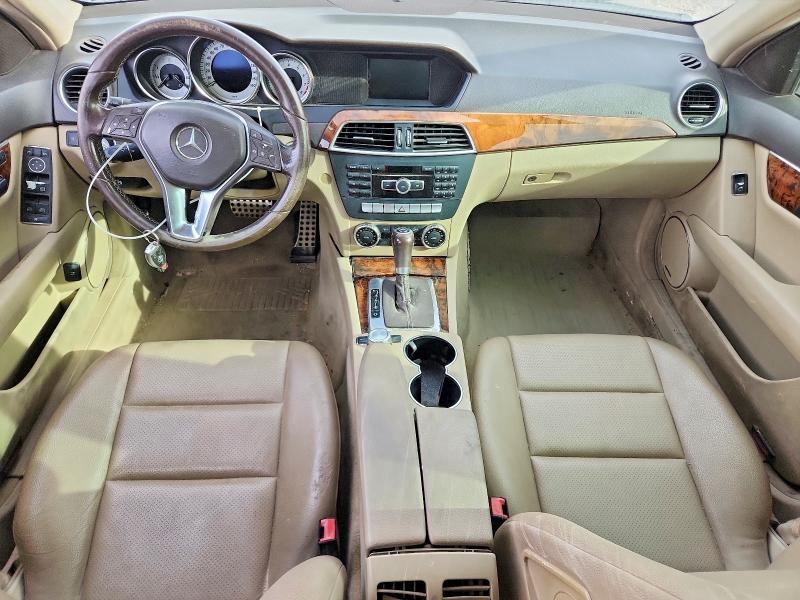 Photo 8 from auction – 2012 MERCEDES-BENZ C with VIN WDDGF8BB1CR239525