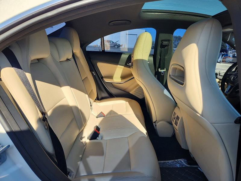 Снимка 10 от търг – 2014 MERCEDES-BENZ CLA с VIN WDDSJ4EB3EN140048