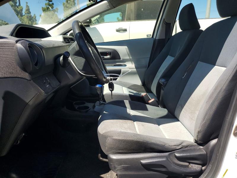Photo 7 from auction – 2012 TOYOTA PRIUS C with VIN JTDKDTB31C1511138