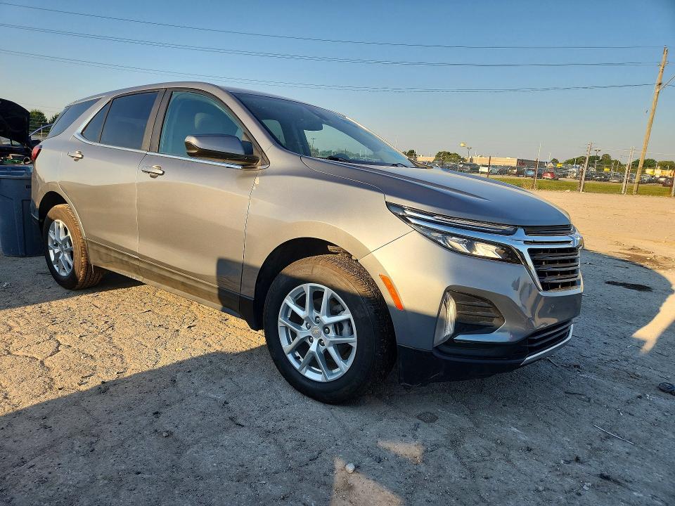 Photo 4 from auction – 2023 CHEVROLET EQUINOX with VIN 3GNAXTEG0PL169320