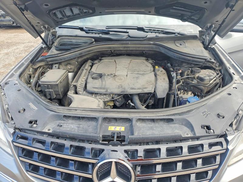 Photo 12 from auction – 2015 MERCEDES-BENZ ML with VIN 4JGDA5HB3FA600155