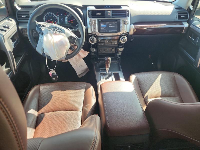 Photo 8 from auction – 2018 TOYOTA 4RUNNER with VIN JTEZU5JR5J5180274