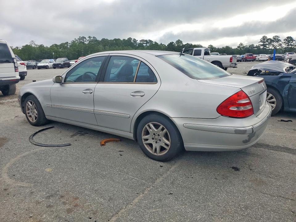 Photo 2 from auction – 2004 MERCEDES-BENZ E with VIN WDBUF65J04A408095
