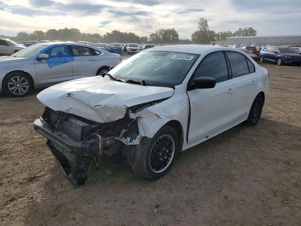 Снимка 1 от търг – 2016 VOLKSWAGEN JETTA с VIN 3VW267AJ0GM395292
