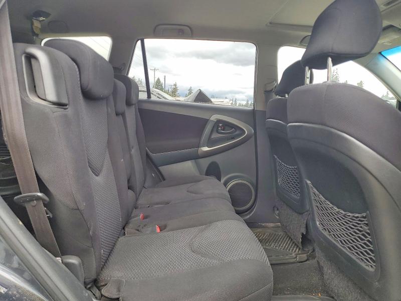 Photo 11 from auction – 2007 TOYOTA RAV4 with VIN JTMBK32V575015393