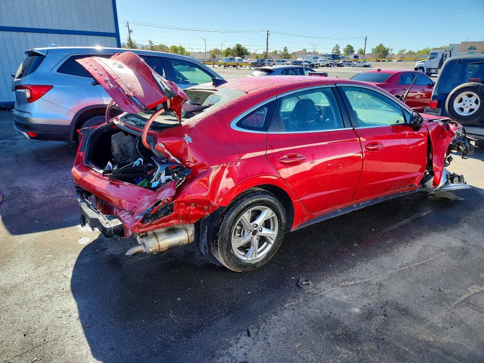 Photo 3 from auction – 2021 HYUNDAI SONATA with VIN 5NPEG4JA4MH128508