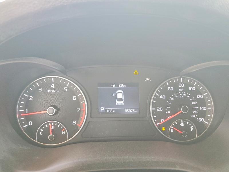 Photo 9 from auction – 2019 KIA OPTIMA with VIN 5XXGT4L36KG363617