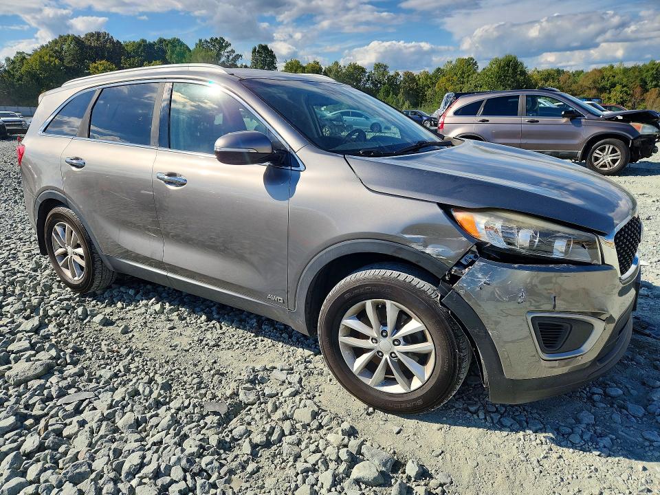 صورة رقم 4 من المزاد - 2016 KIA SORENTO مع VIN 5XYPGDA31GG096882