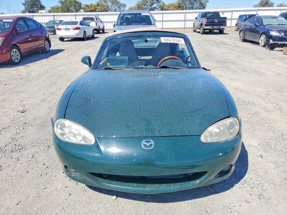 صورة رقم 5 من المزاد - 2001 MAZDA MX-5 MIATA مع VIN JM1NB353410214091