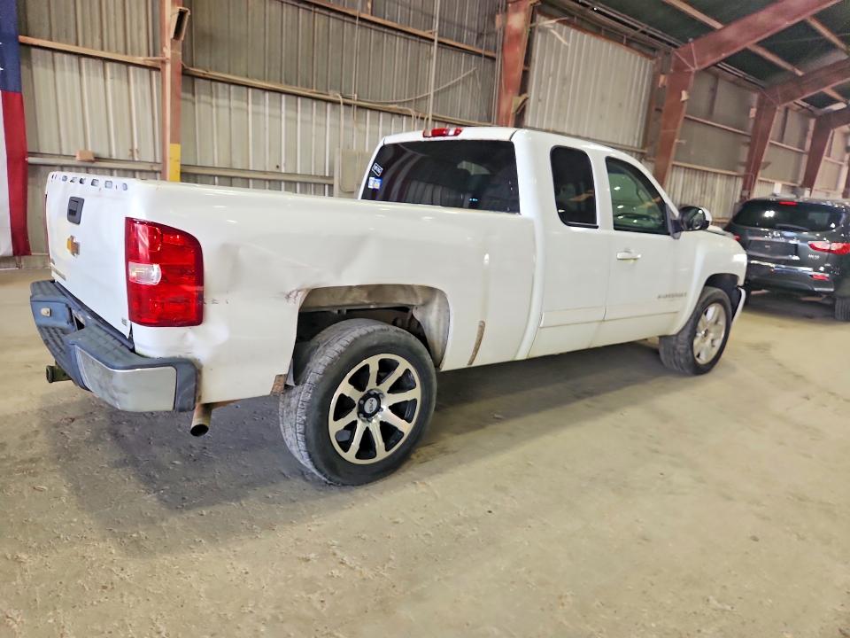Photo 3 from auction – 2008 CHEVROLET SILVERADO with VIN 2GCEC19J781304148