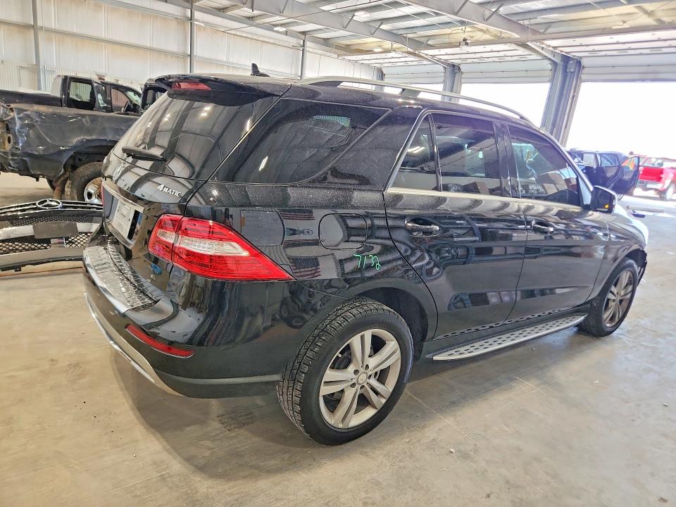 Photo 3 from auction – 2014 MERCEDES-BENZ ML with VIN 4JGDA5HB8EA350801