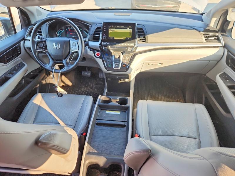 Photo 8 from auction – 2018 HONDA ODYSSEY with VIN 5FNRL6H90JB034138